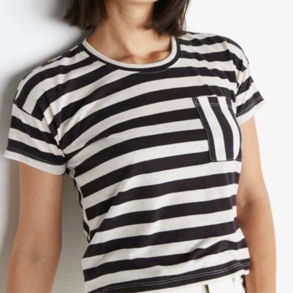 Marine Layer like new Women’s Striped Drop Shoulder Short Sleeve Pocket Tee L